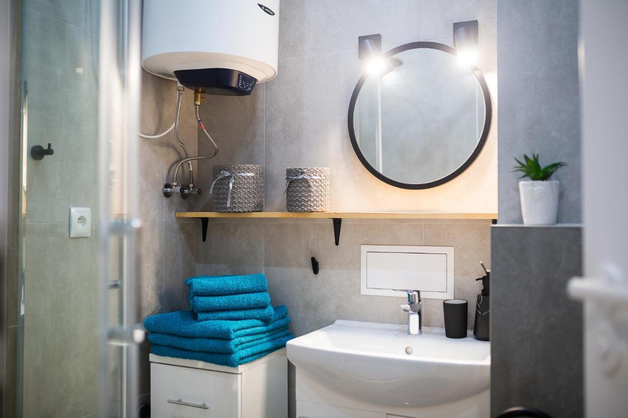 Apartament Na Plantach Apartment เลสโก ภายนอก รูปภาพ