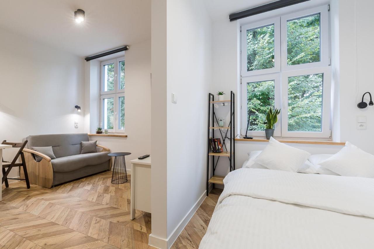 Apartament Na Plantach Apartment เลสโก ภายนอก รูปภาพ